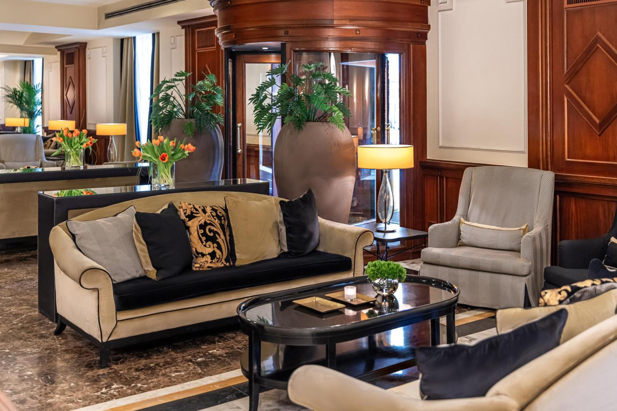 Starhotels Majestic Turin Luaran gambar